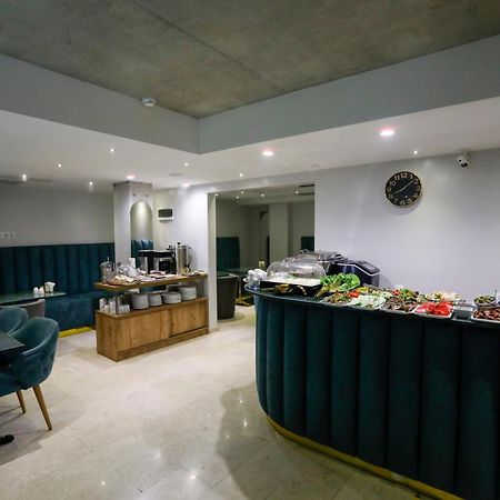M 1 T Hotel تبليسي المظهر الخارجي الصورة