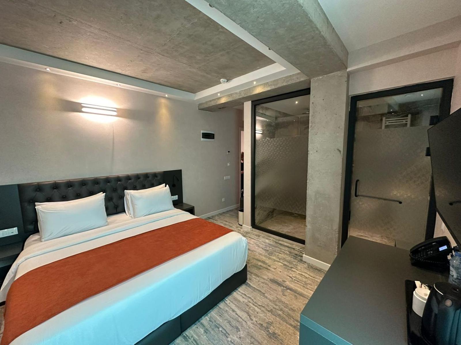 M 1 T Hotel تبليسي المظهر الخارجي الصورة
