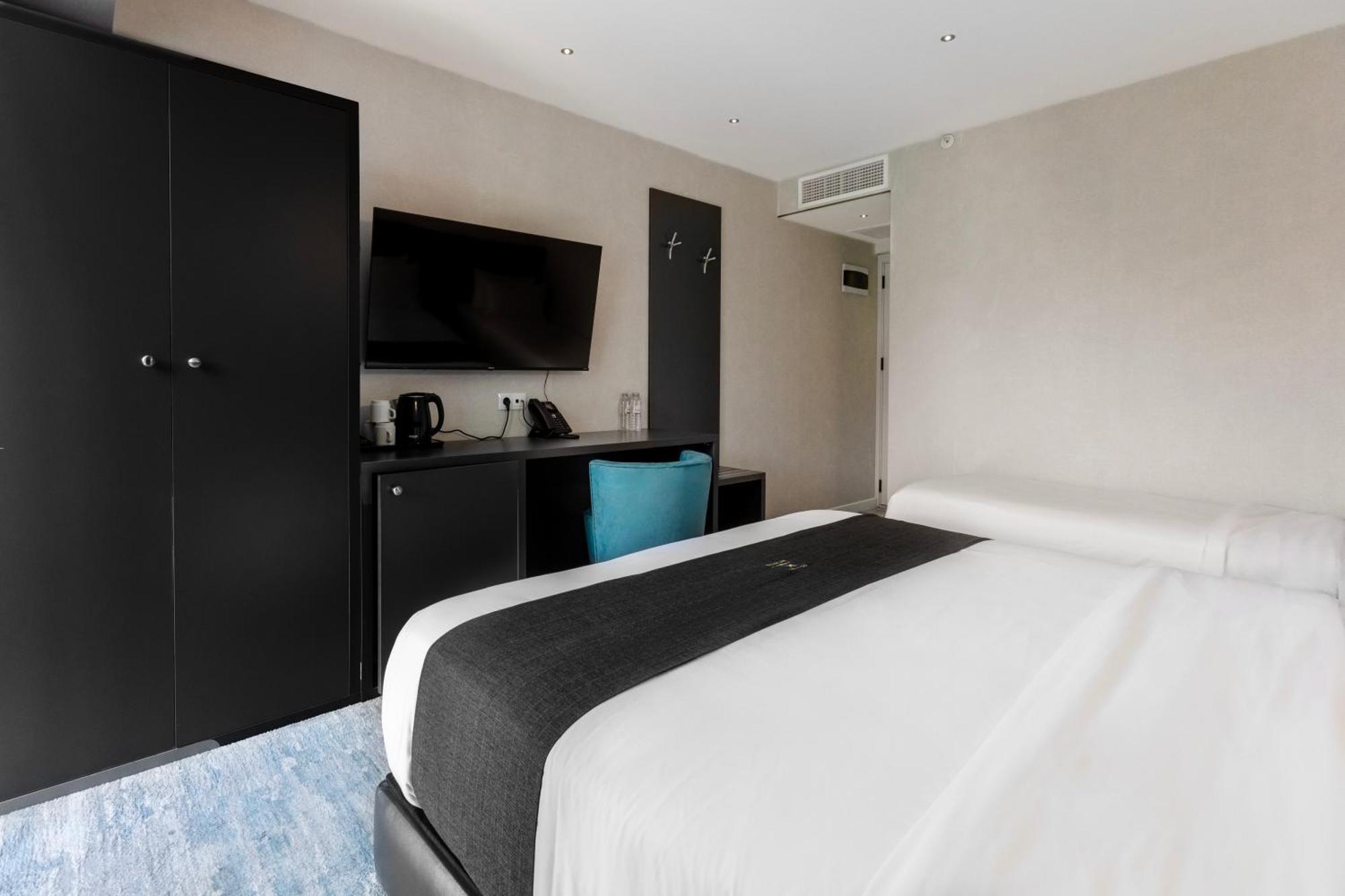 M 1 T Hotel تبليسي المظهر الخارجي الصورة