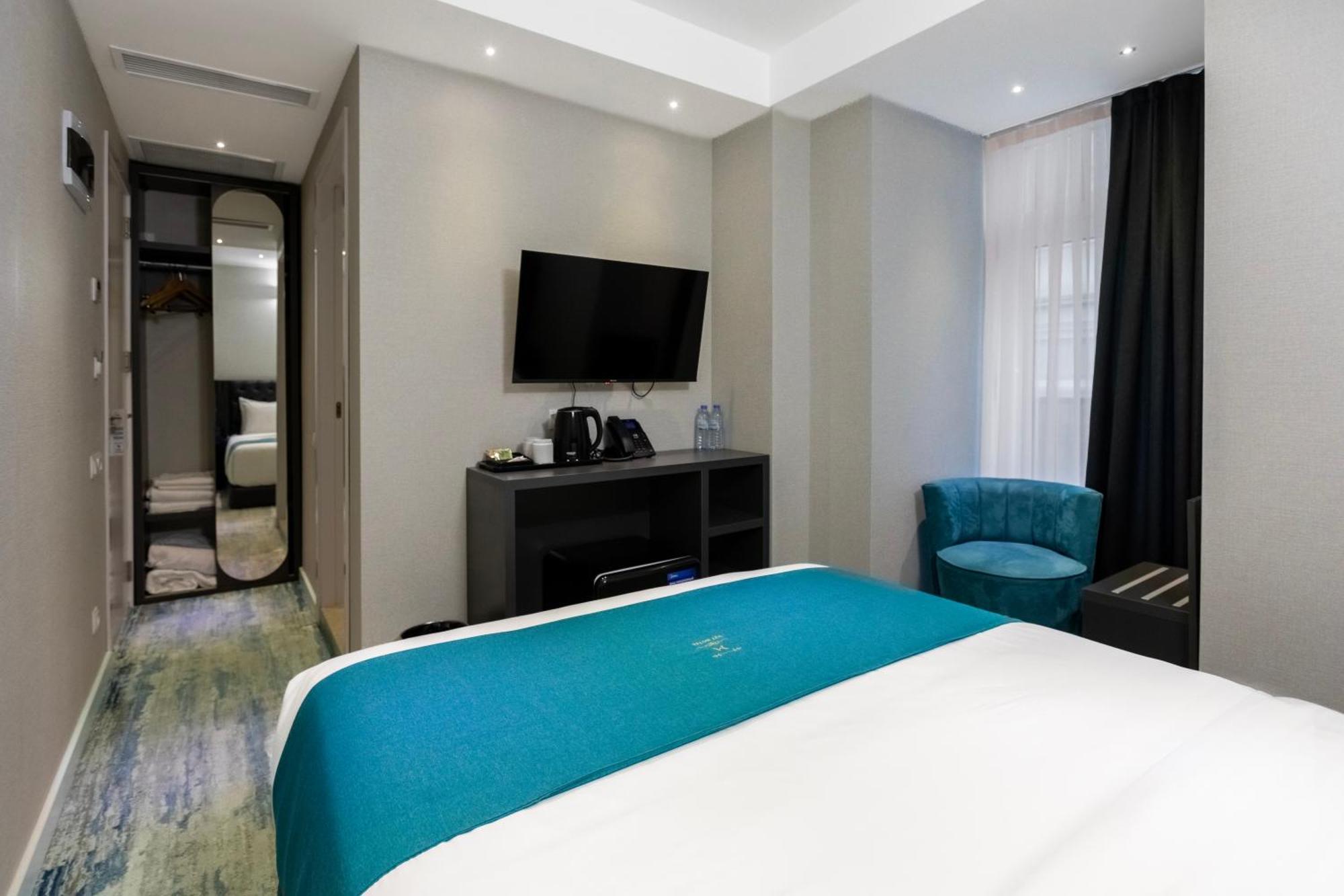 M 1 T Hotel تبليسي المظهر الخارجي الصورة